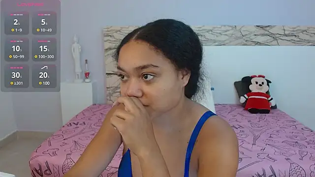Snapshot of JasmineRose7 chatting on March 9, 2025, 6:06 am JasmineRose7 online show from March 9, 2025, 6:06 am