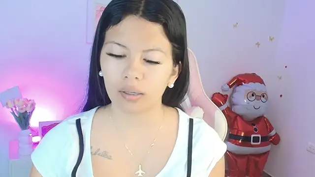 sweet dania  online show from February 20, 2026, 9:11 am