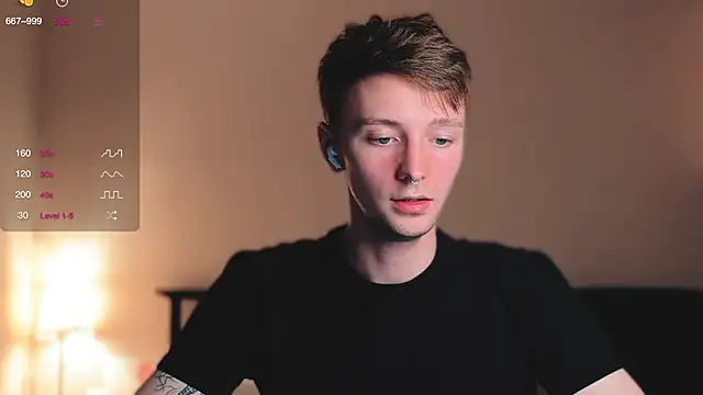 Snapshot of Calvin_Polanski chatting on October 3, 2025, 6:53 pm Calvin Polanski online show from October 3, 2025, 6:53 pm