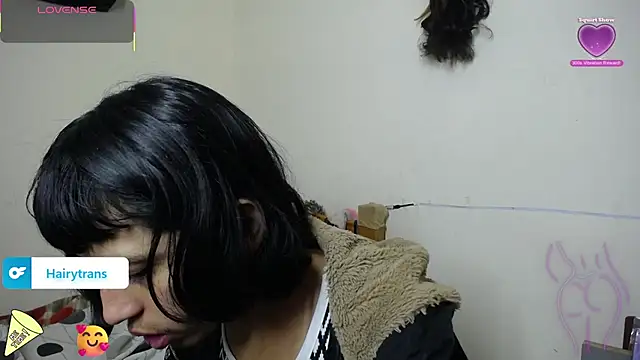 Snapshot of boysLittle chatting on November 21, 2025, 3:44 pm boysLittle online show from November 21, 2025, 3:44 pm