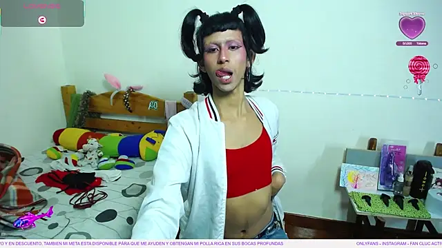 Snapshot of boysLittle chatting on November 15, 2025, 7:01 am boysLittle online show from November 15, 2025, 7:01 am