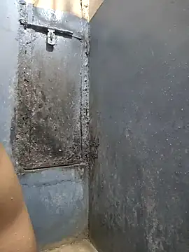 Snapshot of 13lusty chatting on October 28, 2025, 3:40 am 13lusty online show from October 28, 2025, 3:40 am