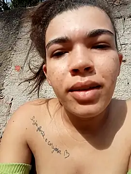 Snapshot of oliveira_k chatting on November 14, 2025, 11:36 am oliveira k online show from November 14, 2025, 11:36 am