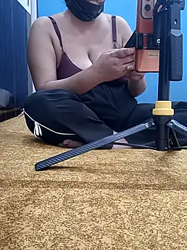 Snehalive online show from April 12, 2026, 5:11 am