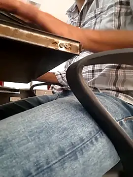 Snapshot of braveman999 chatting on February 13, 2026, 6:57 am braveman999 online show from February 13, 2026, 6:57 am