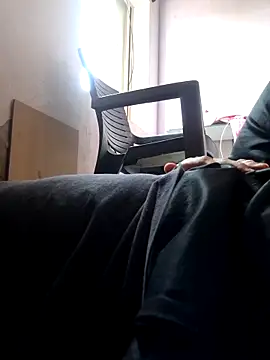 Snapshot of braveman999 chatting on March 27, 2026, 7:28 am braveman999 online show from March 27, 2026, 7:28 am