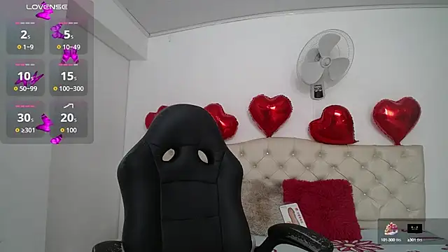 Snapshot of Maylin_horny19 chatting on October 15, 2025, 7:33 pm Maylin horny19 online show from October 15, 2025, 7:33 pm