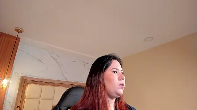 Snapshot of zoes_milee chatting on January 14, 2026, 11:36 am zoes milee online show from January 14, 2026, 11:36 am