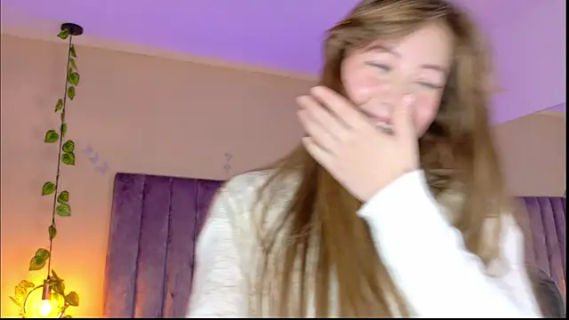 Snapshot of Dahlia_Rousse chatting on March 31, 2026, 6:15 am Dahlia Rousse online show from March 31, 2026, 6:15 am