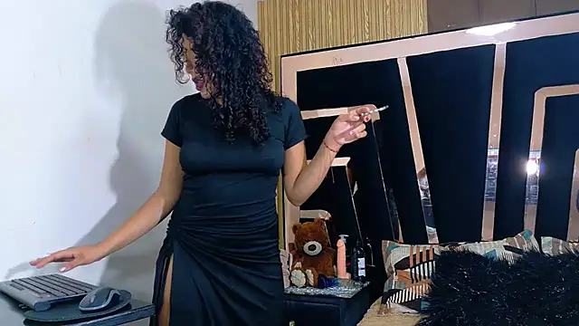 SolEvanss online show from September 24, 2025, 1:17 pm