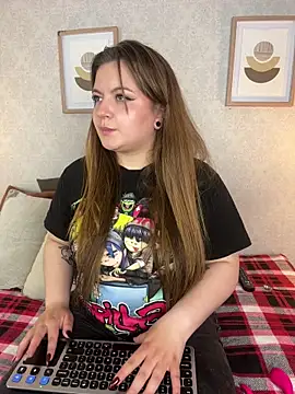 Veronica simons online show from May 14, 2026, 8:50 pm