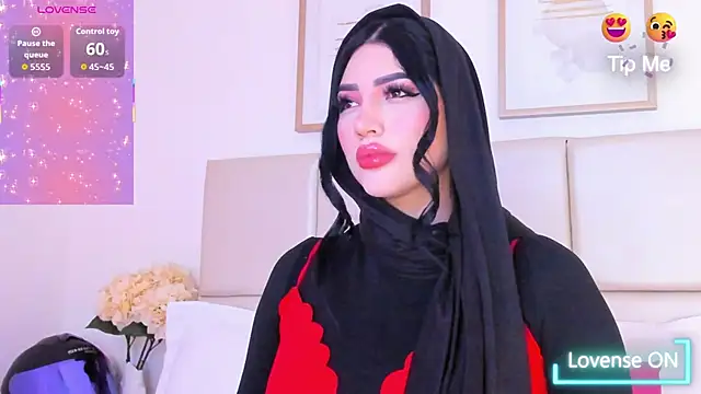 Snapshot of taylorsmiiith_ chatting on March 21, 2026, 9:19 pm taylorsmiiith online show from March 21, 2026, 9:19 pm