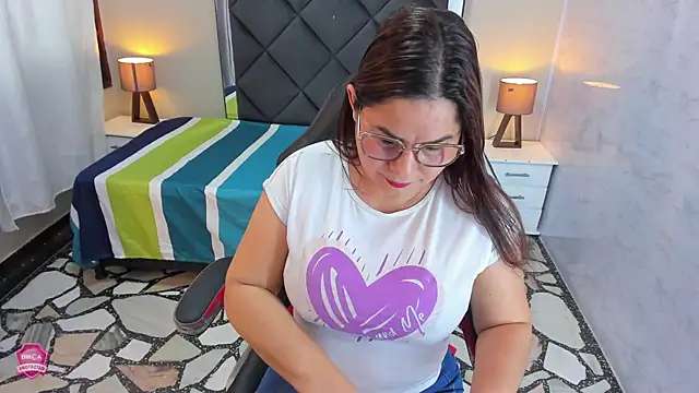 CamyMature online show from February 12, 2025, 6:40 pm