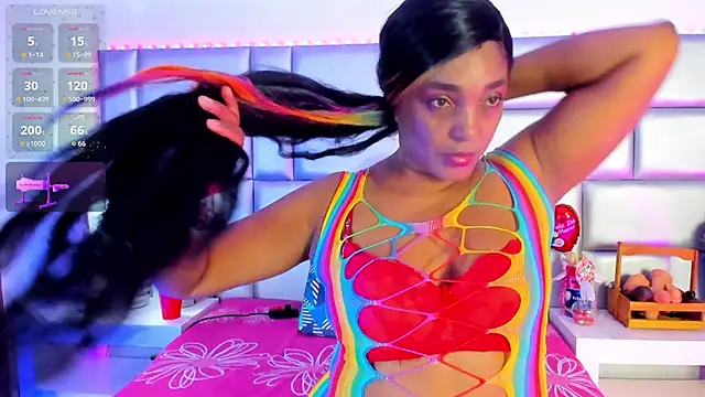 LovelyNickii online show from May 13, 2026, 12:23 pm