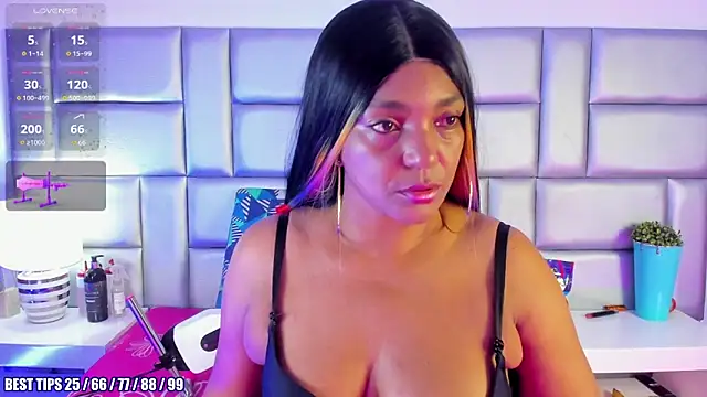 LovelyNickii online show from December 16, 2025, 12:53 pm