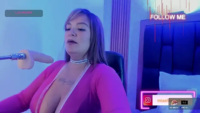 Elise-Leyton online show from September 16, 2025, 2:07 pm