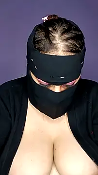 shosho500500 online show from December 2, 2025, 10:55 pm