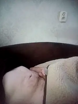 Snapshot of Lukas2204 chatting on February 10, 2026, 2:49 pm Lukas2204 online show from February 10, 2026, 2:49 pm