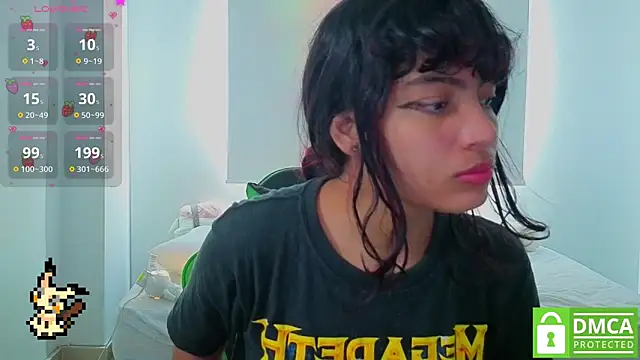 Lovelyamyy online show from March 19, 2026, 5:46 pm