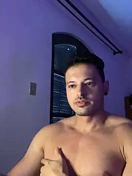 Snapshot of Lucasfit24 chatting on March 4, 2025, 10:24 am Lucasfit24 online show from March 4, 2025, 10:24 am