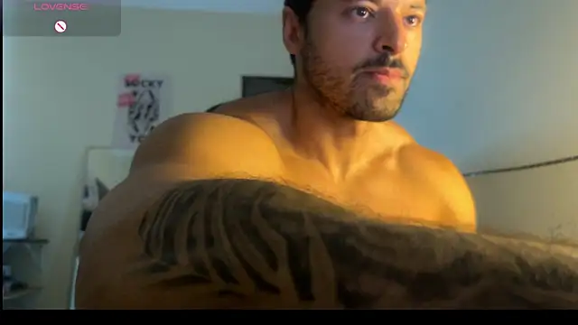 Snapshot of Lucasfit24 chatting on March 4, 2026, 2:14 pm Lucasfit24 online show from March 4, 2026, 2:14 pm