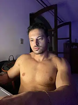 Snapshot of Lucasfit24 chatting on March 11, 2025, 2:42 am Lucasfit24 online show from March 11, 2025, 2:42 am