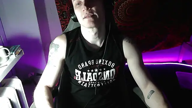 Snapshot of johnny_positive chatting on March 15, 2026, 5:20 pm johnny positive online show from March 15, 2026, 5:20 pm