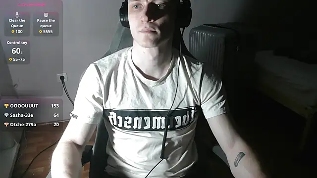 Snapshot of johnny_positive chatting on March 31, 2026, 4:42 pm johnny positive online show from March 31, 2026, 4:42 pm