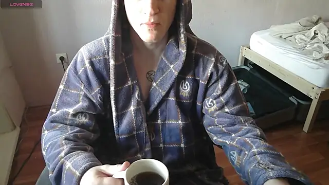 Snapshot of johnny_positive chatting on April 4, 2026, 5:03 am johnny positive online show from April 4, 2026, 5:03 am