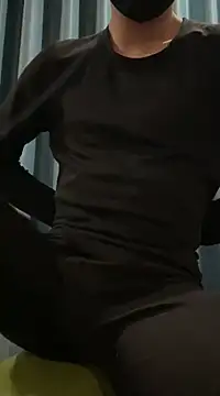 Snapshot of yfx468 chatting on February 13, 2025, 3:14 pm yfx468 online show from February 13, 2025, 3:14 pm