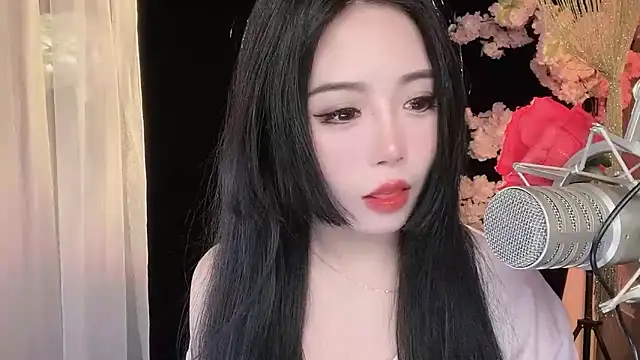 Snapshot of ying-love520 chatting on February 4, 2025, 2:10 pm ying-love520 online show from February 4, 2025, 2:10 pm