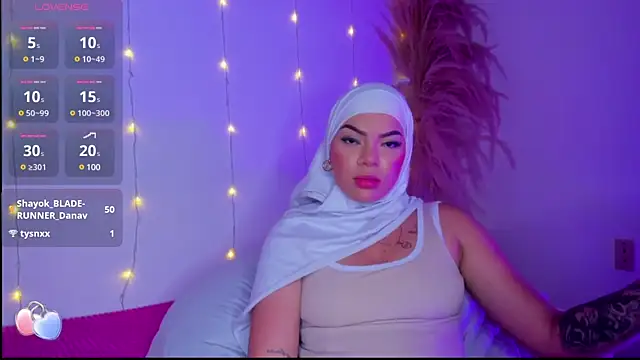 Snapshot of malih_samir chatting on March 14, 2025, 10:27 pm malih samir online show from March 14, 2025, 10:27 pm