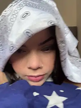 Snapshot of malih_samir chatting on March 18, 2025, 7:12 pm malih samir online show from March 18, 2025, 7:12 pm