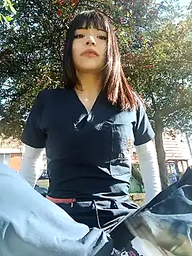 NaomiHoney23 online show from January 22, 2025, 8:59 pm