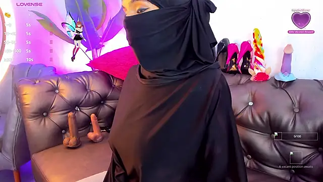 Snapshot of azahara_faraah chatting on September 10, 2025, 3:44 pm azahara faraah online show from September 10, 2025, 3:44 pm