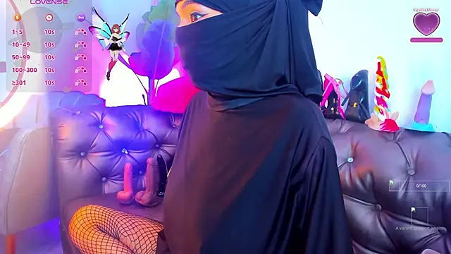 Snapshot of azahara_faraah chatting on September 26, 2025, 4:25 pm azahara faraah online show from September 26, 2025, 4:25 pm