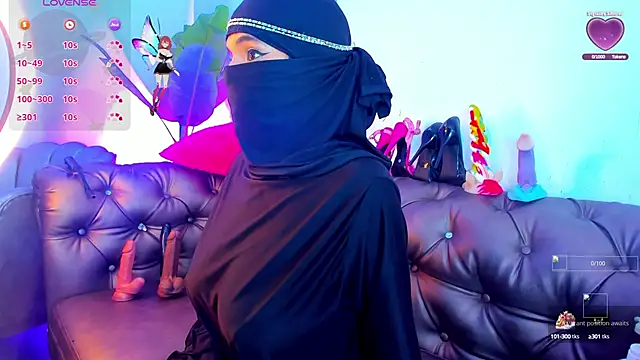 Snapshot of azahara_faraah chatting on October 1, 2025, 4:22 pm azahara faraah online show from October 1, 2025, 4:22 pm