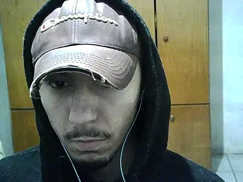 Snapshot of michel1520 chatting on October 31, 2025, 1:08 pm michel1520 online show from October 31, 2025, 1:08 pm