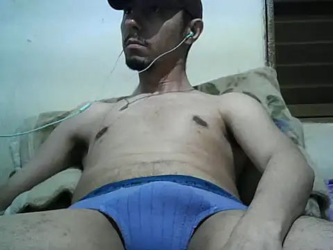 Snapshot of michel1520 chatting on November 2, 2025, 12:04 am michel1520 online show from November 2, 2025, 12:04 am