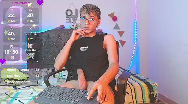 Snapshot of andrew_willyams chatting on March 2, 2025, 5:52 pm andrew willyams online show from March 2, 2025, 5:52 pm