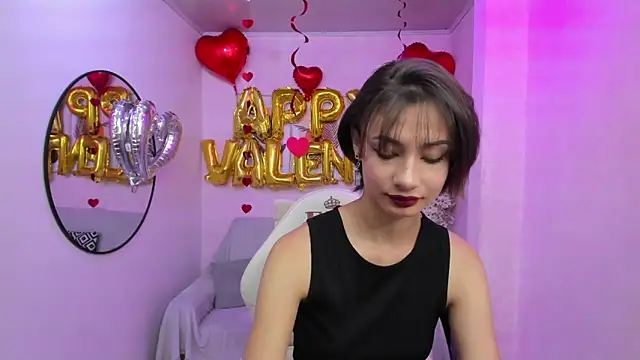 Snapshot of Akaza_Hakuji_ chatting on February 15, 2025, 12:11 pm Akaza Hakuji online show from February 15, 2025, 12:11 pm