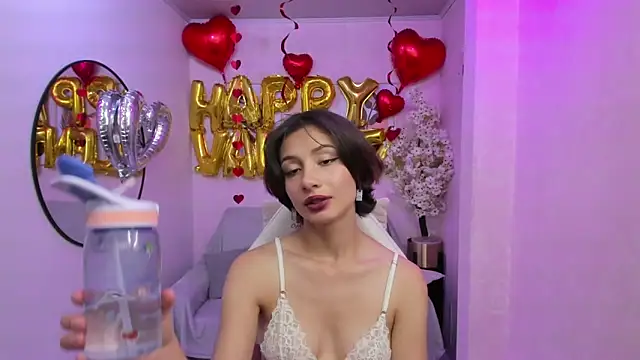 Snapshot of Akaza_Hakuji_ chatting on February 15, 2025, 3:17 pm Akaza Hakuji online show from February 15, 2025, 3:17 pm