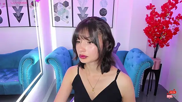 Snapshot of Akaza_Hakuji_ chatting on September 24, 2025, 12:33 pm Akaza Hakuji online show from September 24, 2025, 12:33 pm