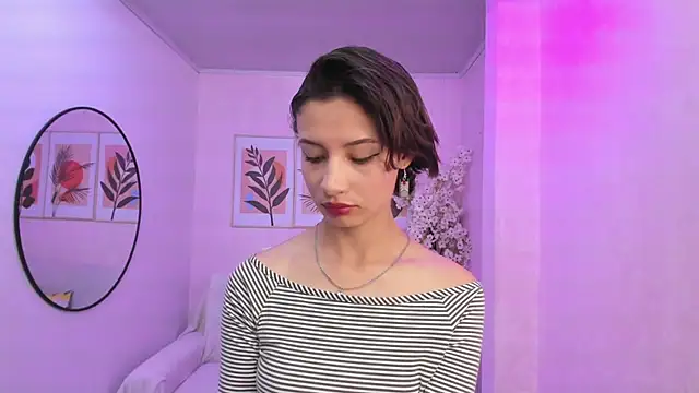 Snapshot of Akaza_Hakuji_ chatting on February 7, 2025, 12:39 pm Akaza Hakuji online show from February 7, 2025, 12:39 pm