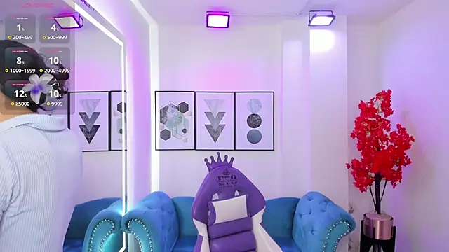 Akaza Hakuji  online show from October 24, 2025, 12:26 pm