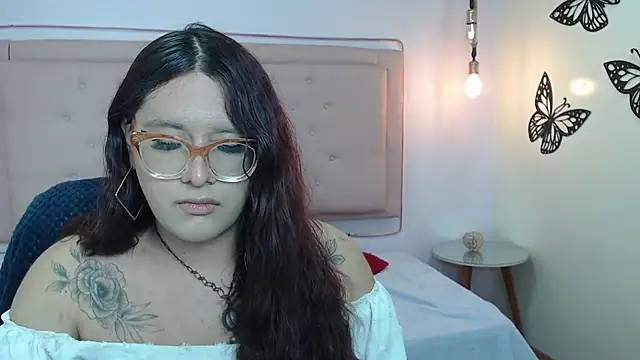 kathepickmanx online show from November 8, 2025, 3:43 am