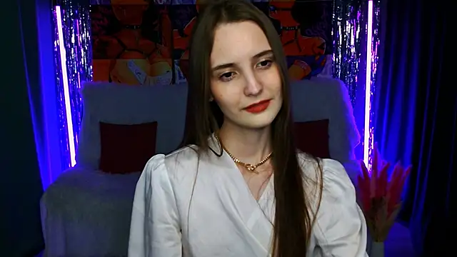 Snapshot of SamanthaaaWalker chatting on February 8, 2025, 6:44 pm SamanthaaaWalker online show from February 8, 2025, 6:44 pm