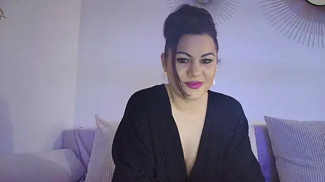Snapshot of VixenVibesX chatting on March 1, 2025, 1:51 pm VixenVibesX online show from March 1, 2025, 1:51 pm