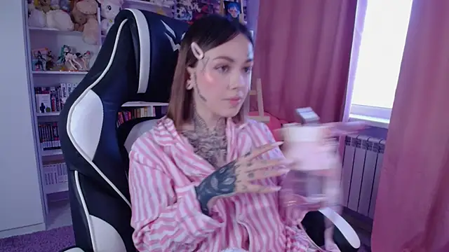 Catharsisi online show from February 21, 2025, 1:55 pm