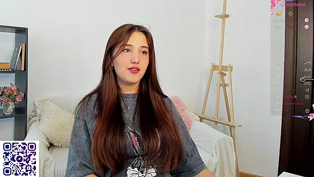 anna elfi online show from February 23, 2025, 2:51 am